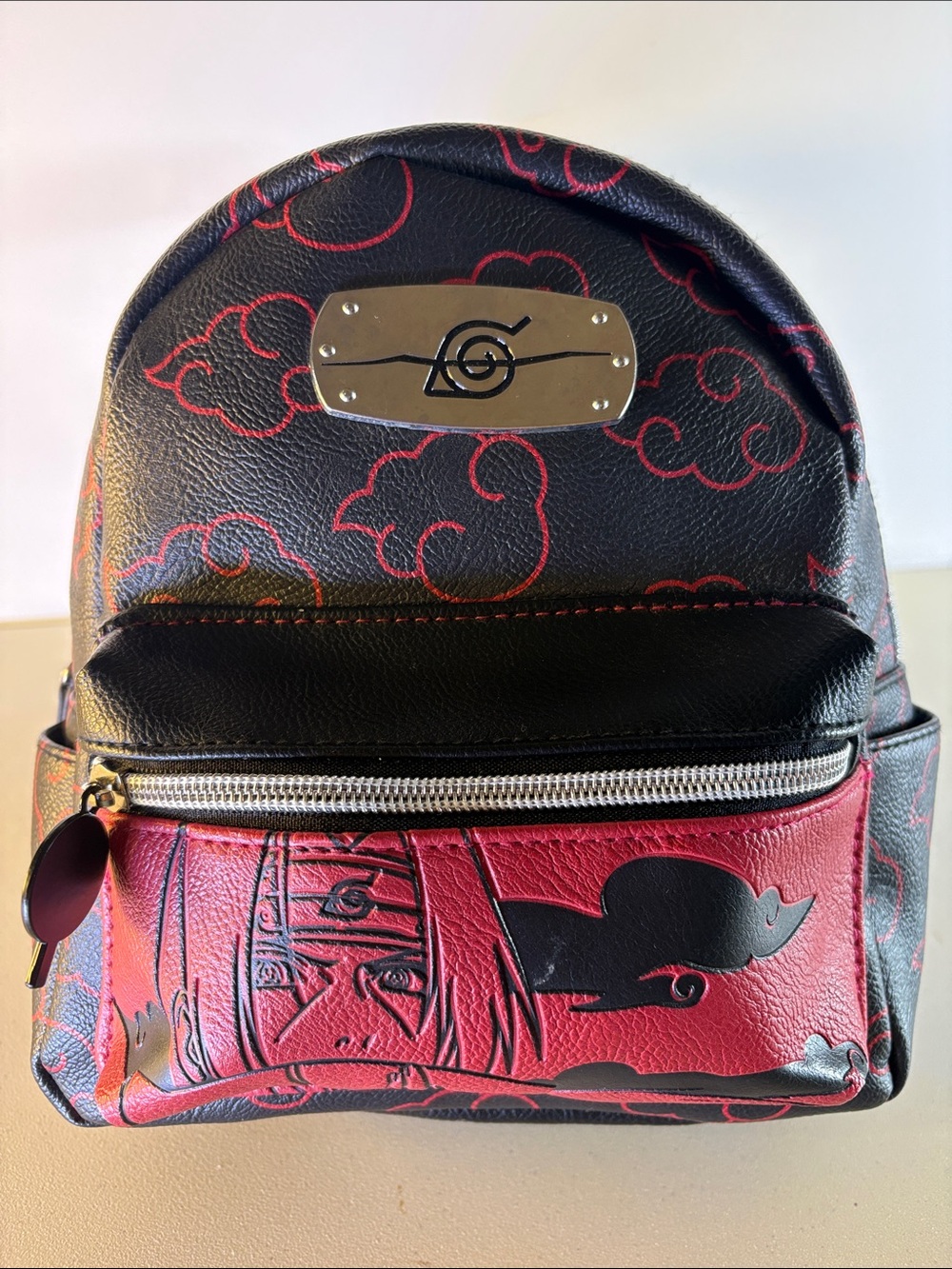 Naruto Shippuden Itachi Uchiha Akatsuki Mini Backpack w/ metal badge Rogue Ninja